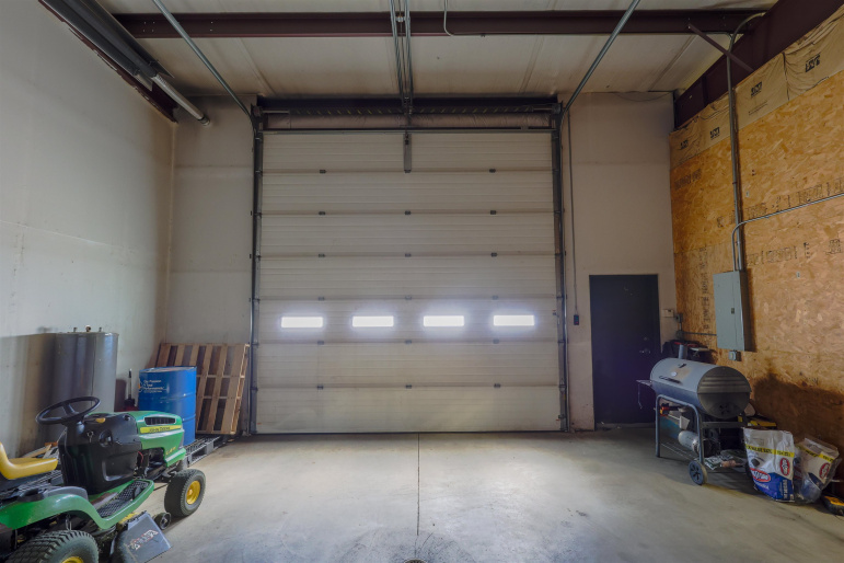1806 W A Street Hastings, Nebraska 68901, ,Commercial/industrial,For Sale,1806 W A Street,20261054