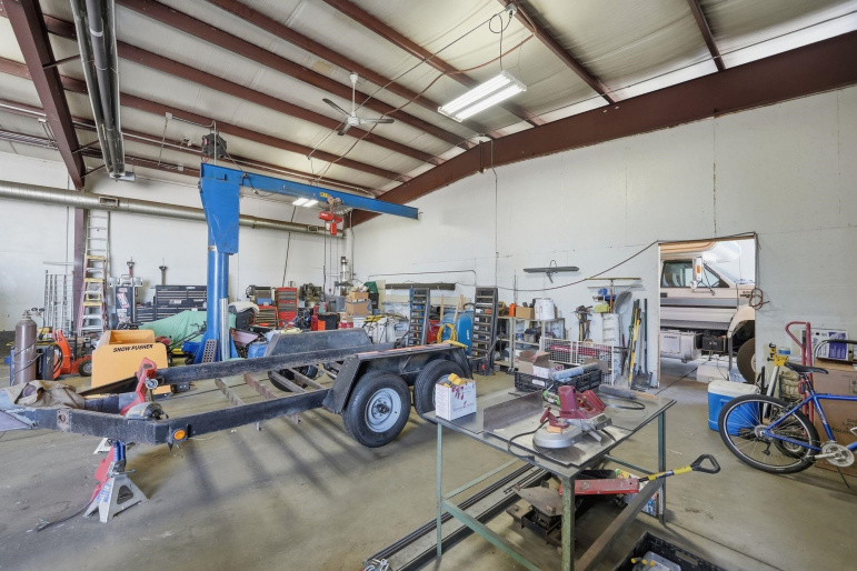 1806 W A Street Hastings, Nebraska 68901, ,Commercial/industrial,For Sale,1806 W A Street,20261054