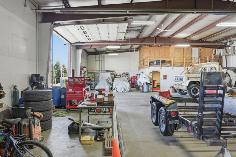 1806 W A Street Hastings, Nebraska 68901, ,Commercial/industrial,For Sale,1806 W A Street,20261054