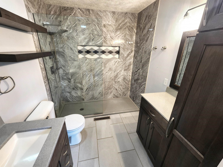 807 West Avenue Gibbon, Nebraska 68840, 3 Bedrooms Bedrooms, ,3 BathroomsBathrooms,Residential,For Sale,807 West Avenue,20261061