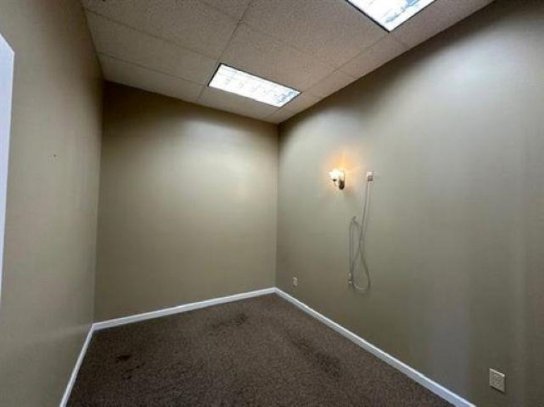 3811 Central Avenue Unit F Kearney, Nebraska 68847, ,Commercial/industrial,For Rent,3811 Central Avenue Unit F,20261070