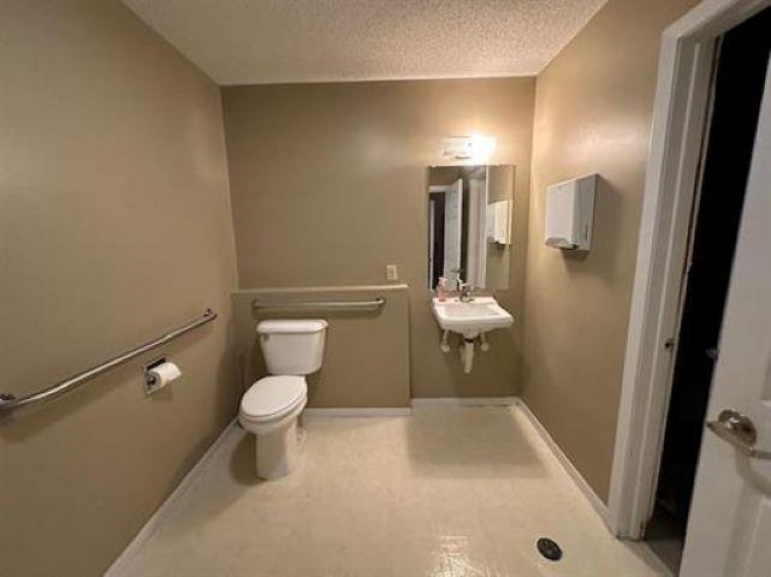 3811 Central Avenue Unit F Kearney, Nebraska 68847, ,Commercial/industrial,For Rent,3811 Central Avenue Unit F,20261070