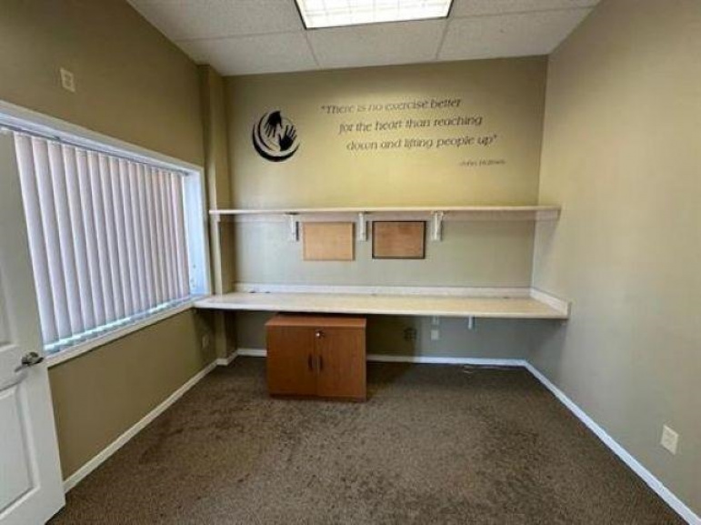 3811 Central Avenue Unit F Kearney, Nebraska 68847, ,Commercial/industrial,For Rent,3811 Central Avenue Unit F,20261070