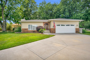 3610 20th Avenue Kearney, Nebraska 68845, 4 Bedrooms Bedrooms, ,3 BathroomsBathrooms,Residential,For Sale,3610 20th Avenue,20261064