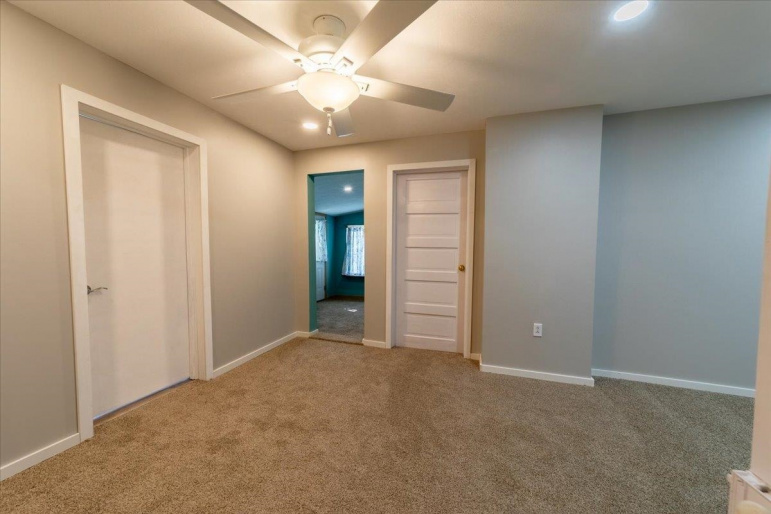 715 E Oliver Street Hansen, Nebraska 68901, 5 Bedrooms Bedrooms, ,3 BathroomsBathrooms,Residential,For Sale,715 E Oliver Street,20261086