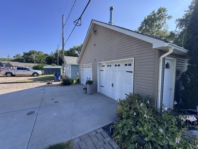 16 Northeast Cove Drive 9 Johnson Lake, Nebraska 68937, 3 Bedrooms Bedrooms, ,2 BathroomsBathrooms,Residential,For Sale,16 Northeast Cove Drive 9,20261092