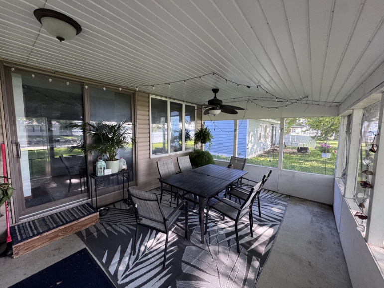 16 Northeast Cove Drive 9 Johnson Lake, Nebraska 68937, 3 Bedrooms Bedrooms, ,2 BathroomsBathrooms,Residential,For Sale,16 Northeast Cove Drive 9,20261092