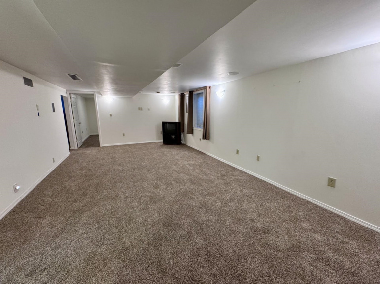 4214 1st Avenue Kearney, Nebraska 68847, 4 Bedrooms Bedrooms, ,3 BathroomsBathrooms,Residential,For Sale,4214 1st Avenue,20261098