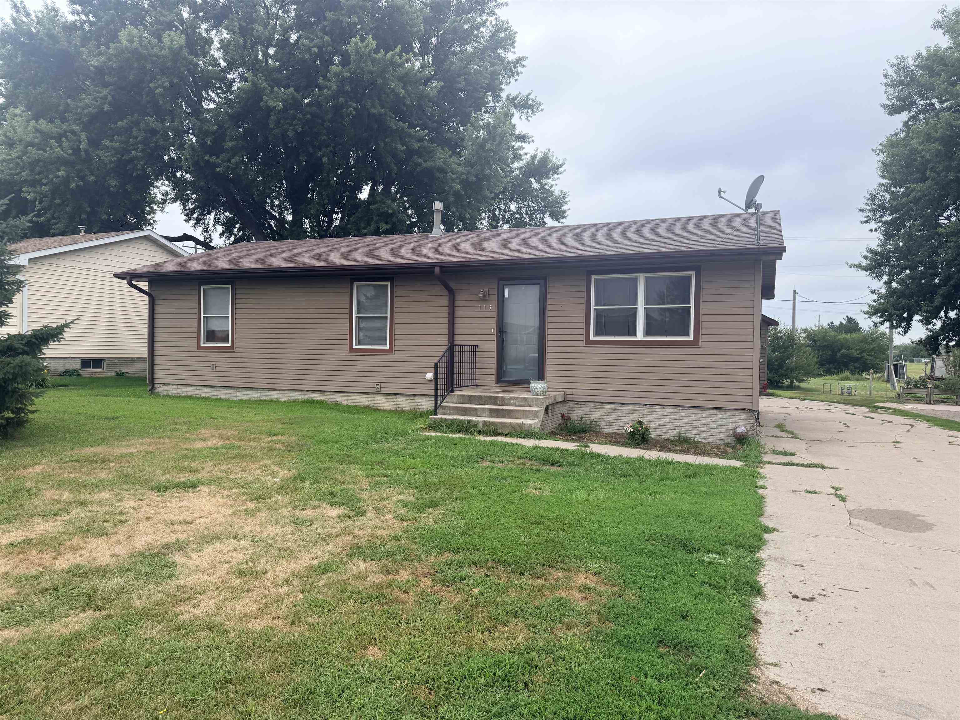 113 N Republican Avenue Juniata, Nebraska 68955, 3 Bedrooms Bedrooms, ,1 BathroomBathrooms,Residential,For Sale,113 N Republican Avenue,20261101