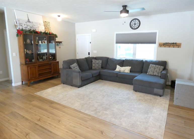 705 Turkey Drive Gibbon, Nebraska 68840, 3 Bedrooms Bedrooms, ,2 BathroomsBathrooms,Residential,For Sale,705 Turkey Drive,20261103
