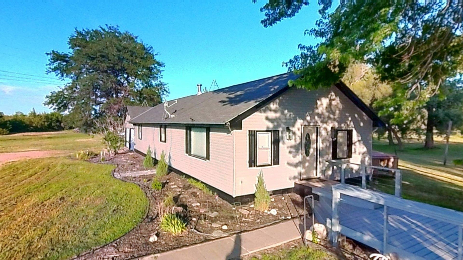 75242 Road 434 Lexington, Nebraska 68850, 4 Bedrooms Bedrooms, ,2 BathroomsBathrooms,Residential,For Sale,75242 Road 434,20261105