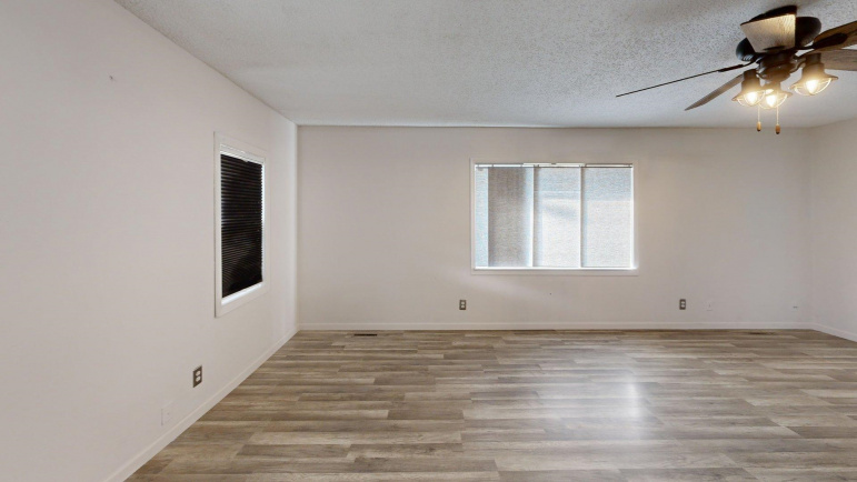 75242 Road 434 Lexington, Nebraska 68850, 4 Bedrooms Bedrooms, ,2 BathroomsBathrooms,Residential,For Sale,75242 Road 434,20261105