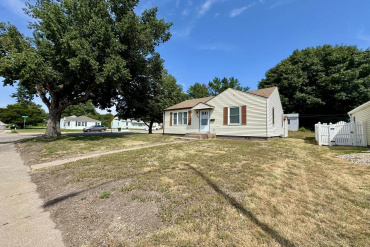 903 W 29th Street Kearney, Nebraska 68845, 2 Bedrooms Bedrooms, ,1 BathroomBathrooms,Residential,For Sale,903 W 29th Street,20261110