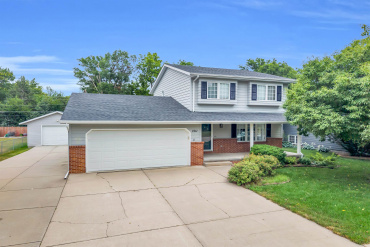 1511 10th Avenue Kearney, Nebraska 68845, 4 Bedrooms Bedrooms, ,3 BathroomsBathrooms,Residential,For Sale,1511 10th Avenue,20261108