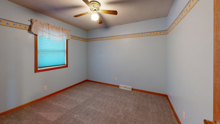 938 W 11th Street Lexington, Nebraska 68850, 4 Bedrooms Bedrooms, ,3 BathroomsBathrooms,Residential,For Sale,938 W 11th Street,20261113