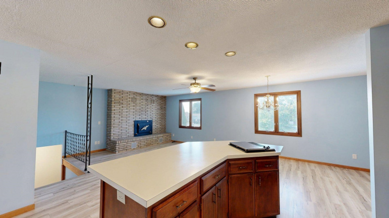 938 W 11th Street Lexington, Nebraska 68850, 4 Bedrooms Bedrooms, ,3 BathroomsBathrooms,Residential,For Sale,938 W 11th Street,20261113