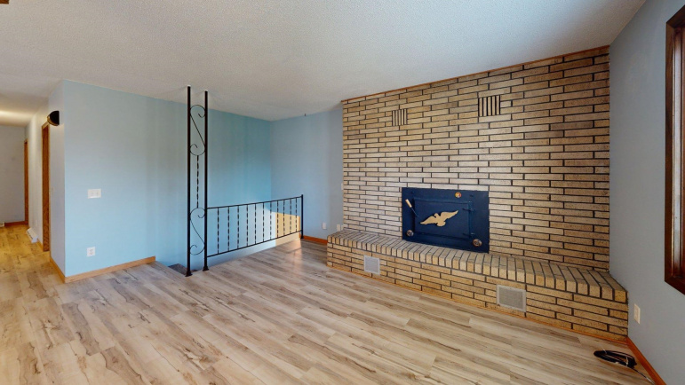 938 W 11th Street Lexington, Nebraska 68850, 4 Bedrooms Bedrooms, ,3 BathroomsBathrooms,Residential,For Sale,938 W 11th Street,20261113