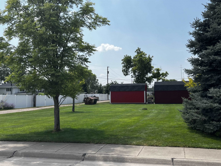 1719 Meridian Avenue Cozad, Nebraska 69130, 3 Bedrooms Bedrooms, ,1 BathroomBathrooms,Residential,For Sale,1719 Meridian Avenue,20261120
