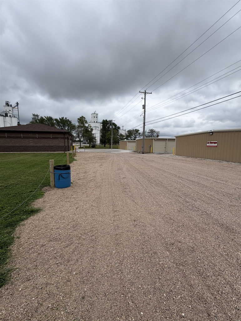 105 W 11th Street Minden, Nebraska 68959, ,Commercial/industrial,For Sale,105 W 11th Street,20261131