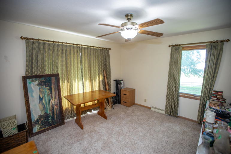 809 HWY 281 Red Cloud, Nebraska 68970, 3 Bedrooms Bedrooms, ,2 BathroomsBathrooms,Residential,For Sale,809 HWY 281,20261130
