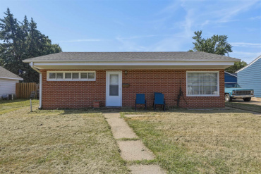 1519 Boyce Hastings, Nebraska 68901, 2 Bedrooms Bedrooms, ,1 BathroomBathrooms,Residential,For Sale,1519 Boyce,20261143