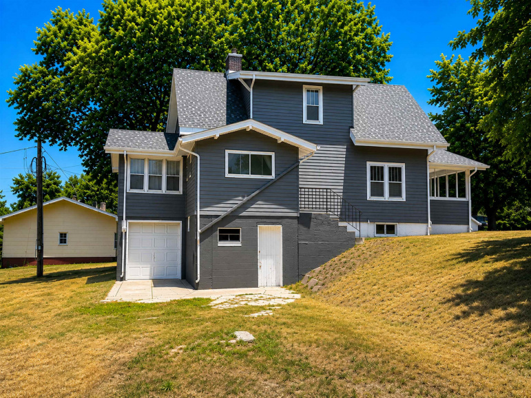 621 Nevada Street Cambridge, Nebraska 69022, 4 Bedrooms Bedrooms, ,2 BathroomsBathrooms,Residential,For Sale,621 Nevada Street,20261142