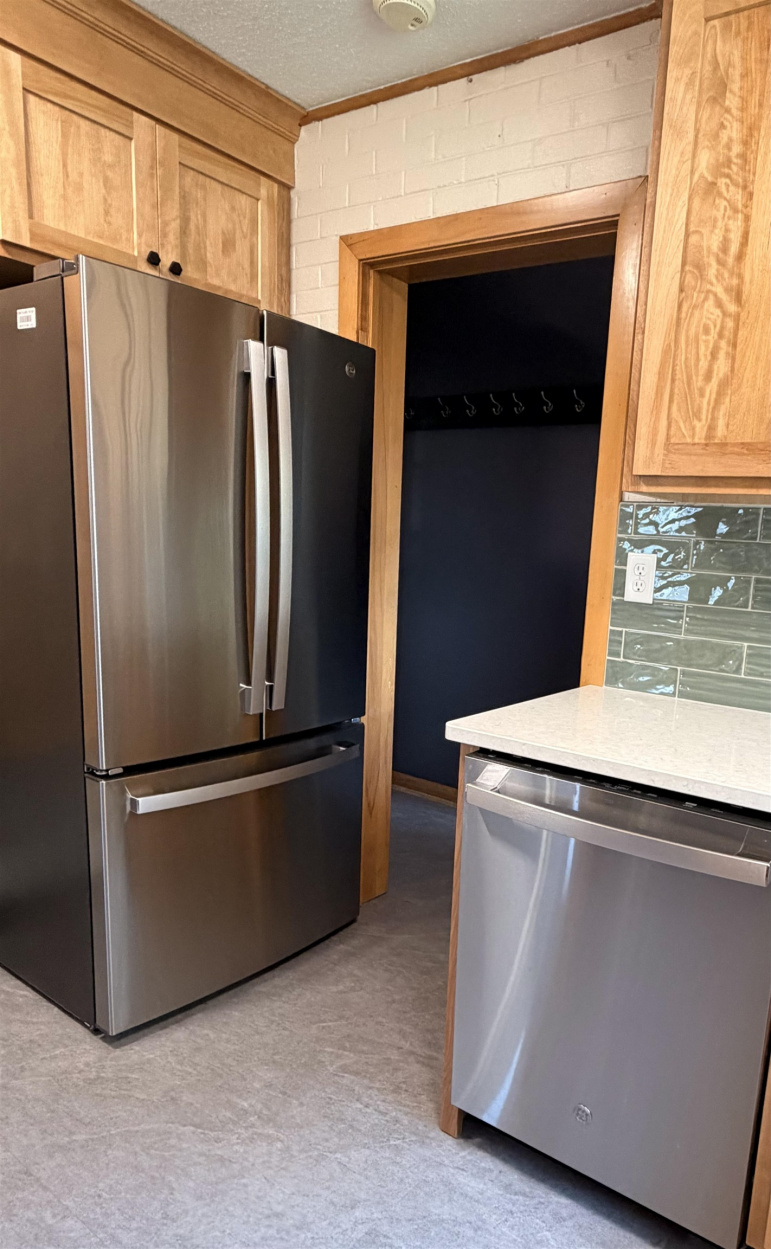 3303 F Avenue Kearney, Nebraska 68847, 2 Bedrooms Bedrooms, ,3 BathroomsBathrooms,Residential,For Sale,3303 F Avenue,20261145
