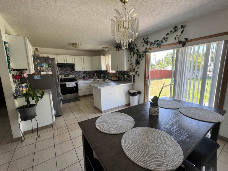 511 W Walnut Street Lexington, Nebraska 68850, 3 Bedrooms Bedrooms, ,2 BathroomsBathrooms,Residential,For Sale,511 W Walnut Street,20261160