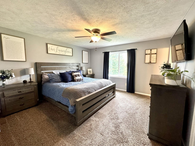 8015 Mandalay Drive Lincoln, Nebraska 68516, 3 Bedrooms Bedrooms, ,3 BathroomsBathrooms,Residential,For Sale,8015 Mandalay Drive,20261157