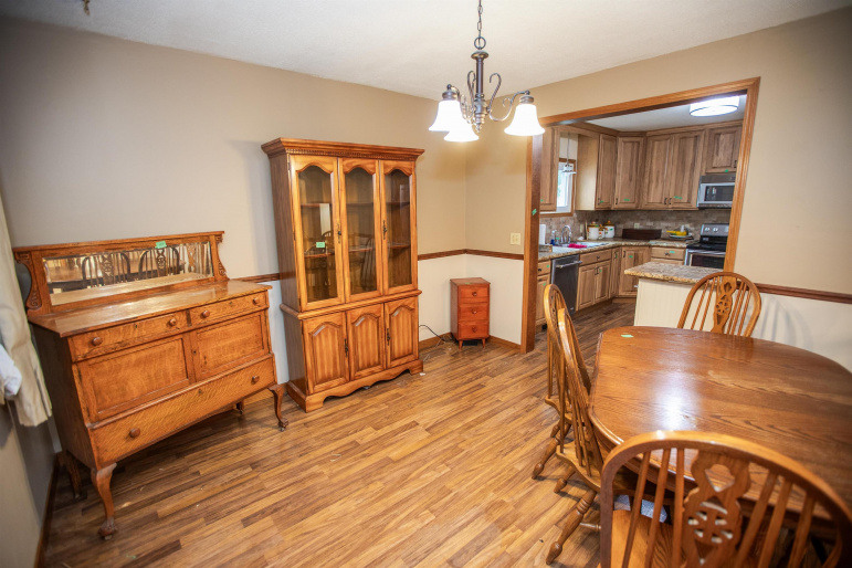 105 W 16th Street Grand Island, Nebraska 68801, 2 Bedrooms Bedrooms, ,2 BathroomsBathrooms,Residential,For Sale,105 W 16th Street,20261149