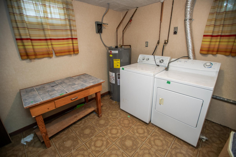 105 W 16th Street Grand Island, Nebraska 68801, 2 Bedrooms Bedrooms, ,2 BathroomsBathrooms,Residential,For Sale,105 W 16th Street,20261149