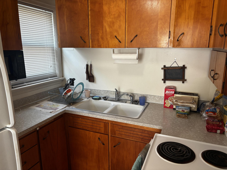 1128 N Saunders Avenue Hastings, Nebraska 68901, 2 Bedrooms Bedrooms, ,1 BathroomBathrooms,Residential,For Sale,1128 N Saunders Avenue,20261147