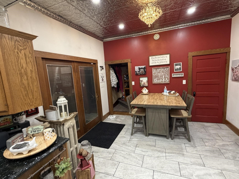 815 N Lincoln Avenue Hastings, Nebraska 68901, 4 Bedrooms Bedrooms, ,4 BathroomsBathrooms,Residential,For Sale,815 N Lincoln Avenue,20260144