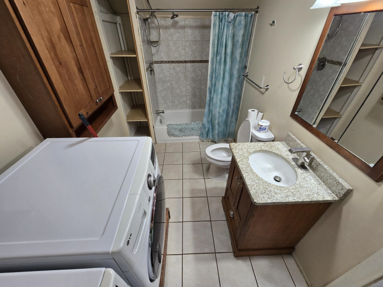 11802 Davis Street Roseland, Nebraska 68973, 3 Bedrooms Bedrooms, ,1 BathroomBathrooms,Residential,For Sale,11802 Davis Street,20261169