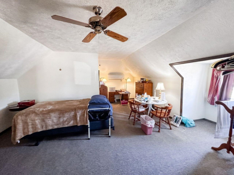 501 S Kansas Avenue Hastings, Nebraska 68901, 3 Bedrooms Bedrooms, ,2 BathroomsBathrooms,Residential,For Sale,501 S Kansas Avenue,20261177