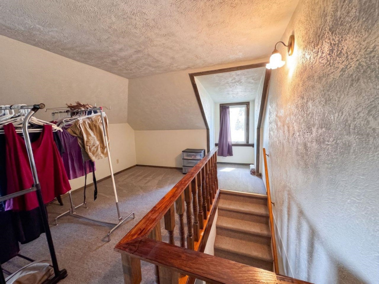 501 S Kansas Avenue Hastings, Nebraska 68901, 3 Bedrooms Bedrooms, ,2 BathroomsBathrooms,Residential,For Sale,501 S Kansas Avenue,20261177