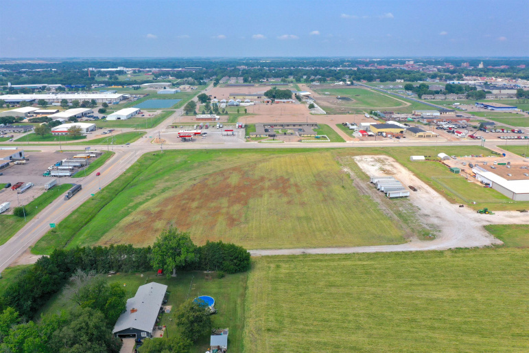 HWY 281 HWY 6 Hastings, Nebraska 68901, ,Commercial/industrial,For Sale,HWY 281 HWY 6,20261176