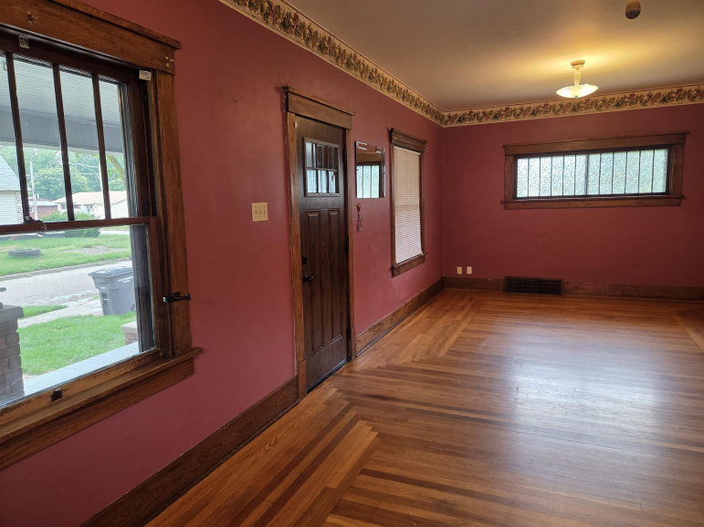 1134 W 8th Street Hastings, Nebraska 68901-0000, 3 Bedrooms Bedrooms, ,2 BathroomsBathrooms,Residential,For Sale,1134 W 8th Street,20261173
