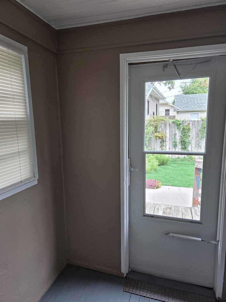 1134 W 8th Street Hastings, Nebraska 68901-0000, 3 Bedrooms Bedrooms, ,2 BathroomsBathrooms,Residential,For Sale,1134 W 8th Street,20261173