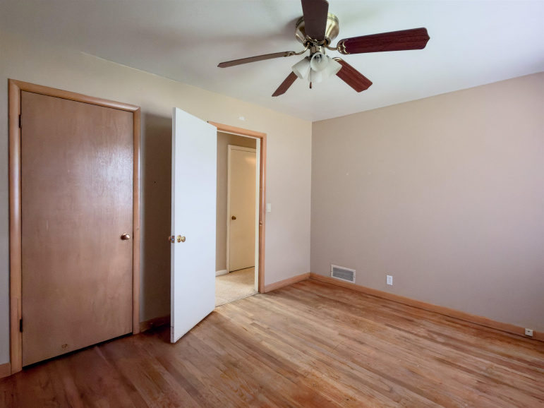 3507 Linden Drive Kearney, Nebraska 68847, 3 Bedrooms Bedrooms, ,2 BathroomsBathrooms,Residential,For Sale,3507 Linden Drive,20261171