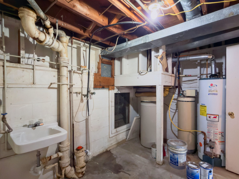 3507 Linden Drive Kearney, Nebraska 68847, 3 Bedrooms Bedrooms, ,2 BathroomsBathrooms,Residential,For Sale,3507 Linden Drive,20261171