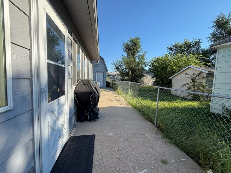 207 W Spruce Street Lexington, Nebraska 68850, 3 Bedrooms Bedrooms, ,1 BathroomBathrooms,Residential,For Sale,207 W Spruce Street,20251021
