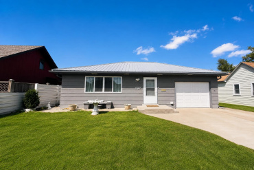 207 W Spruce Street Lexington, Nebraska 68850, 3 Bedrooms Bedrooms, ,1 BathroomBathrooms,Residential,For Sale,207 W Spruce Street,20251021