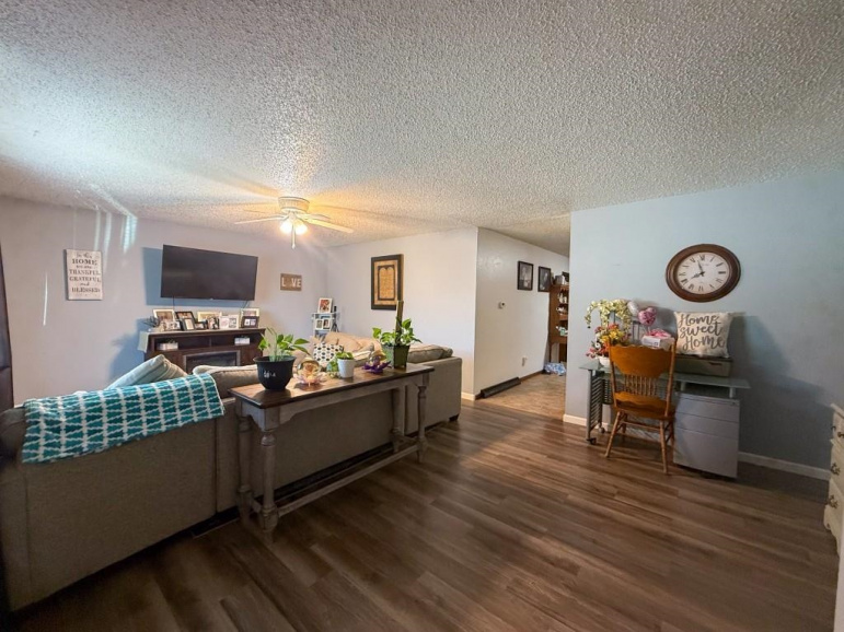 207 W Spruce Street Lexington, Nebraska 68850, 3 Bedrooms Bedrooms, ,1 BathroomBathrooms,Residential,For Sale,207 W Spruce Street,20251021