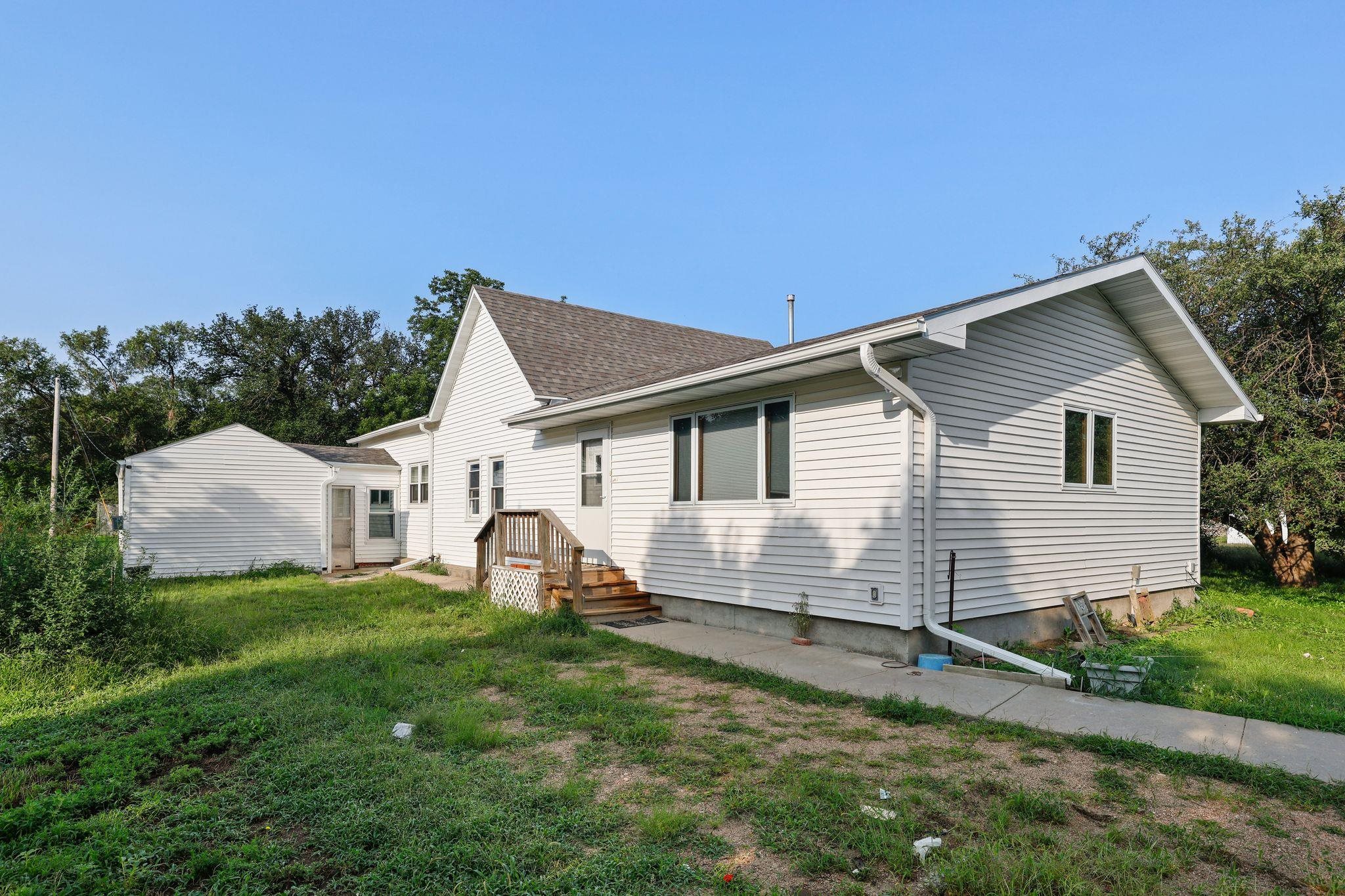 2240 E Pauline Boulevard Pauline, Nebraska 68941, 4 Bedrooms Bedrooms, ,1 BathroomBathrooms,Residential,For Sale,2240 E Pauline Boulevard,20261190