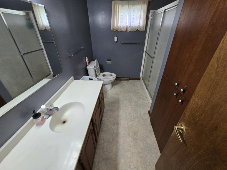 205 E 7th Avenue Red Cloud, Nebraska 68970, 3 Bedrooms Bedrooms, ,2 BathroomsBathrooms,Residential,For Sale,205 E 7th Avenue,20261189