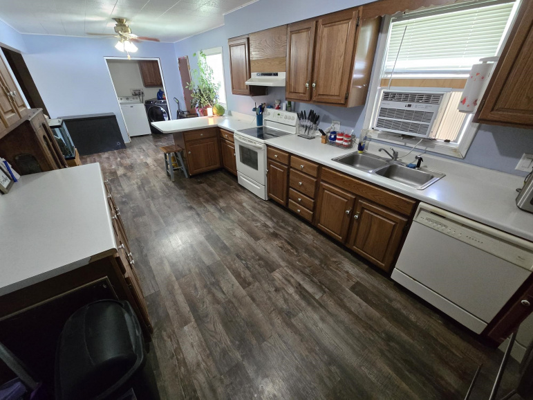 205 E 7th Avenue Red Cloud, Nebraska 68970, 3 Bedrooms Bedrooms, ,2 BathroomsBathrooms,Residential,For Sale,205 E 7th Avenue,20261189