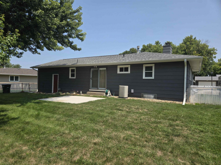 1009 Brentwood Avenue Hastings, Nebraska 68901, 3 Bedrooms Bedrooms, ,2 BathroomsBathrooms,Residential,For Sale,1009 Brentwood Avenue,20261188