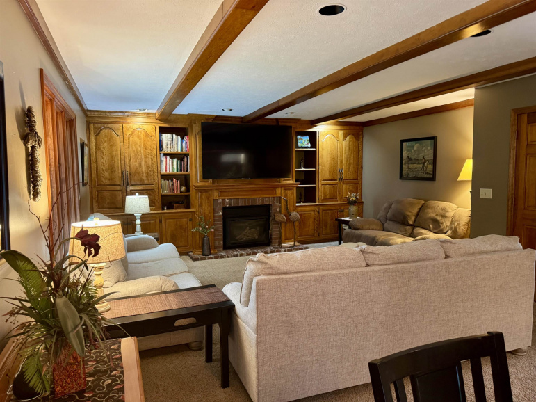1307 Regency Drive Hastings, Nebraska 68901, 3 Bedrooms Bedrooms, ,3 BathroomsBathrooms,Residential,For Sale,1307 Regency Drive,20261195
