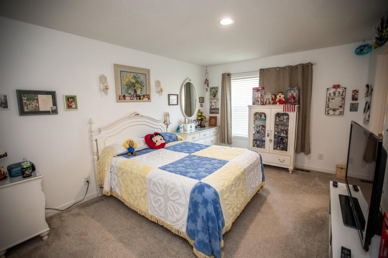 716 W H Street Hastings, Nebraska 68901, 2 Bedrooms Bedrooms, ,2 BathroomsBathrooms,Residential,For Sale,716 W H Street,20261200